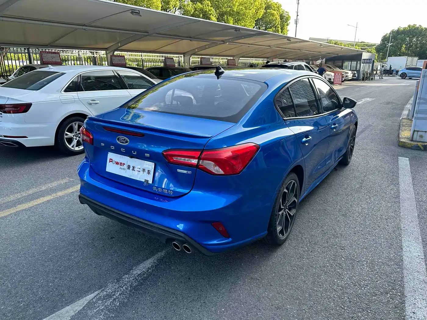 Ford Focus 2022 2021 Sedan EcoBoost 180 Auto ST Line
