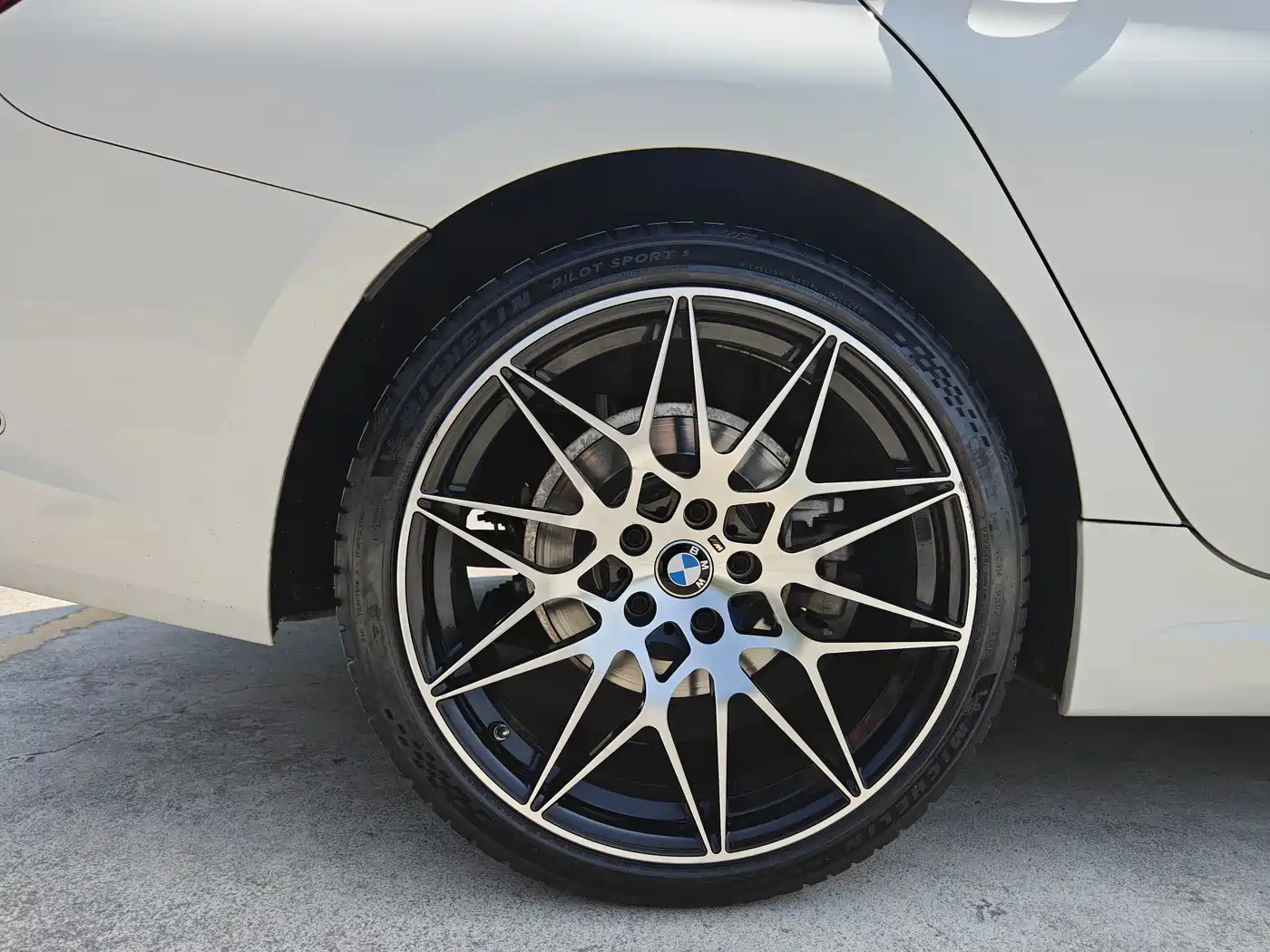 BMW 3 Series 2020 Facelift 325i M Sport Night Edition фото 17