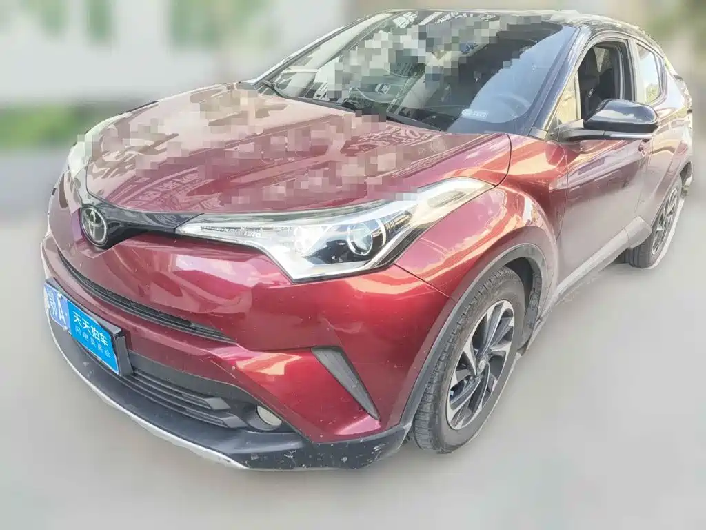 Фото 1 - Toyota IZOA