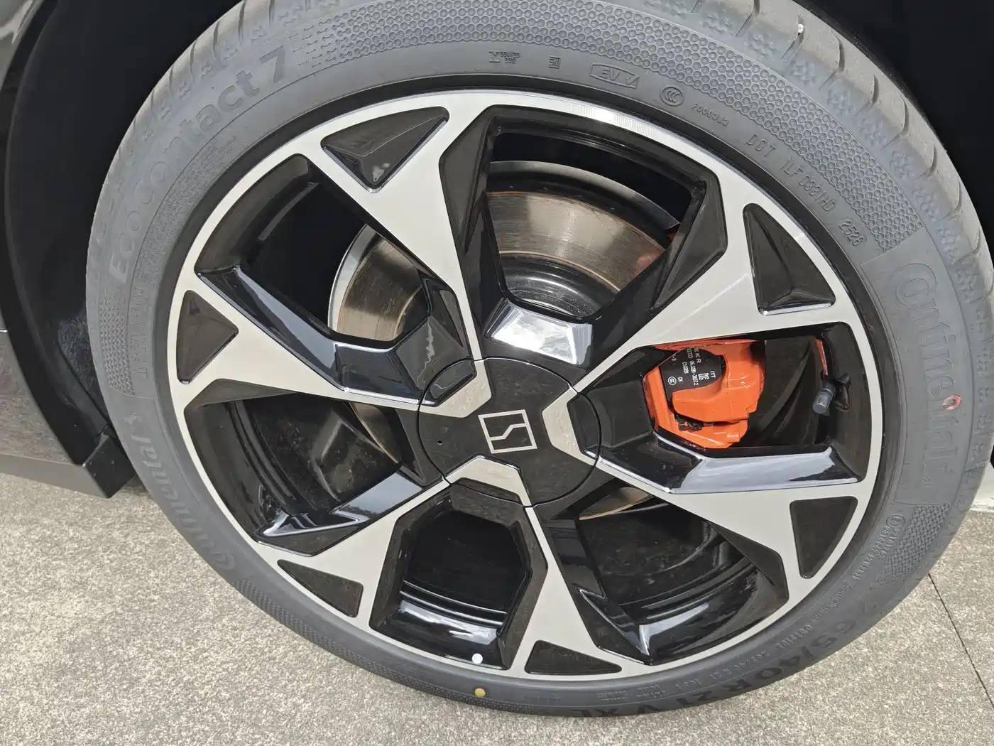 ZEEKR 7X 2026 2026 Model 103kWh Long Range AWD Smart Driving Edition