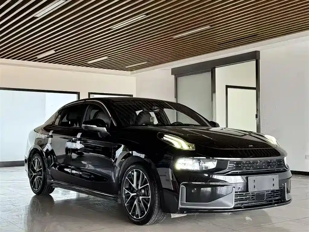 Lynk & Co 03 2019 1.5TD DCT Power Pro Edition China VI фото 3