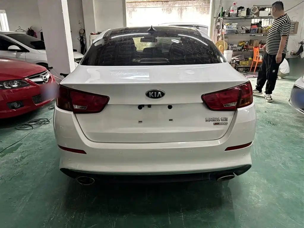 Kia K5 2014 2.0L Automatic LUXURY фото 10