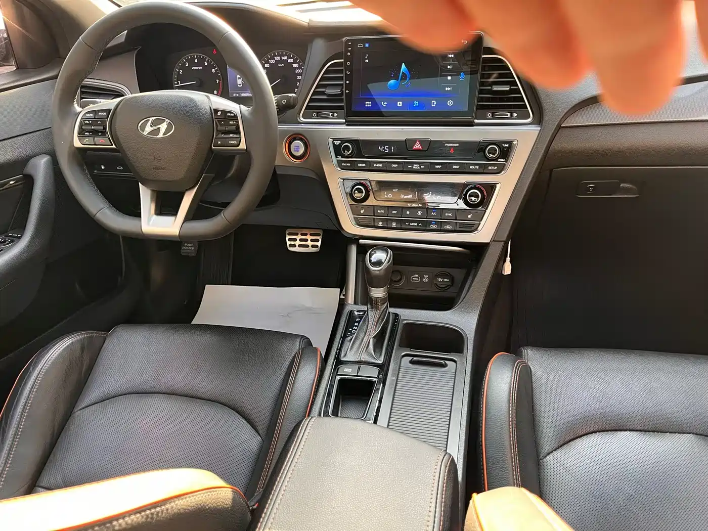 Hyundai Sonata 2015 1.6T GLS Smart фото 8