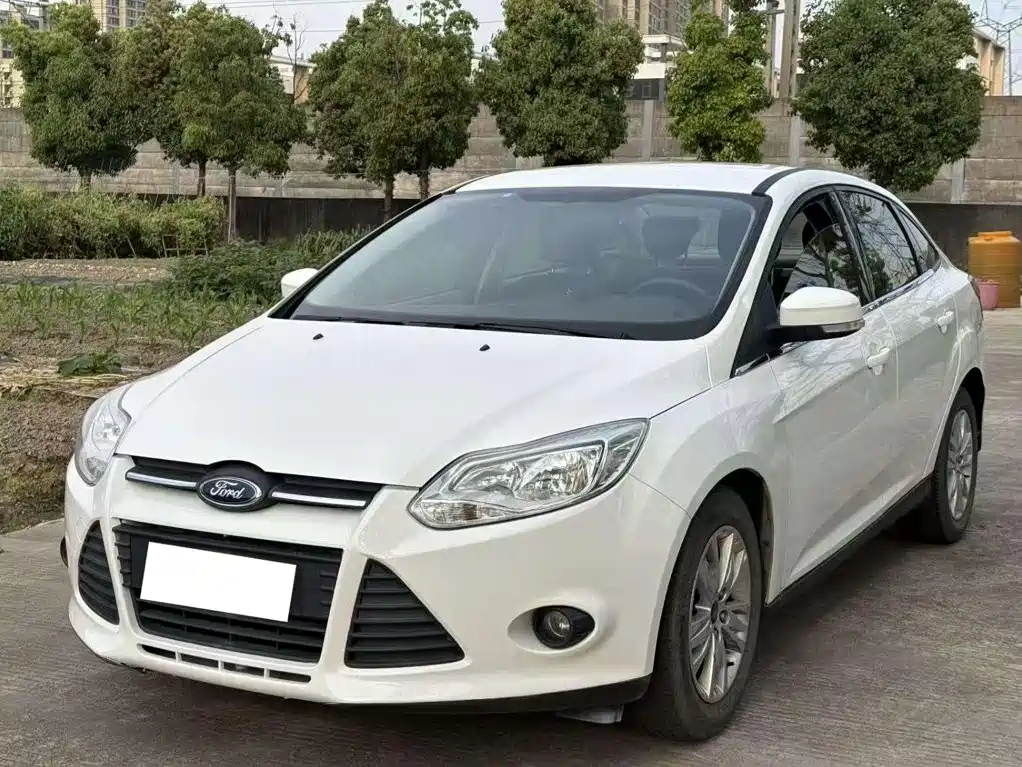 Фото 1 - Ford Focus