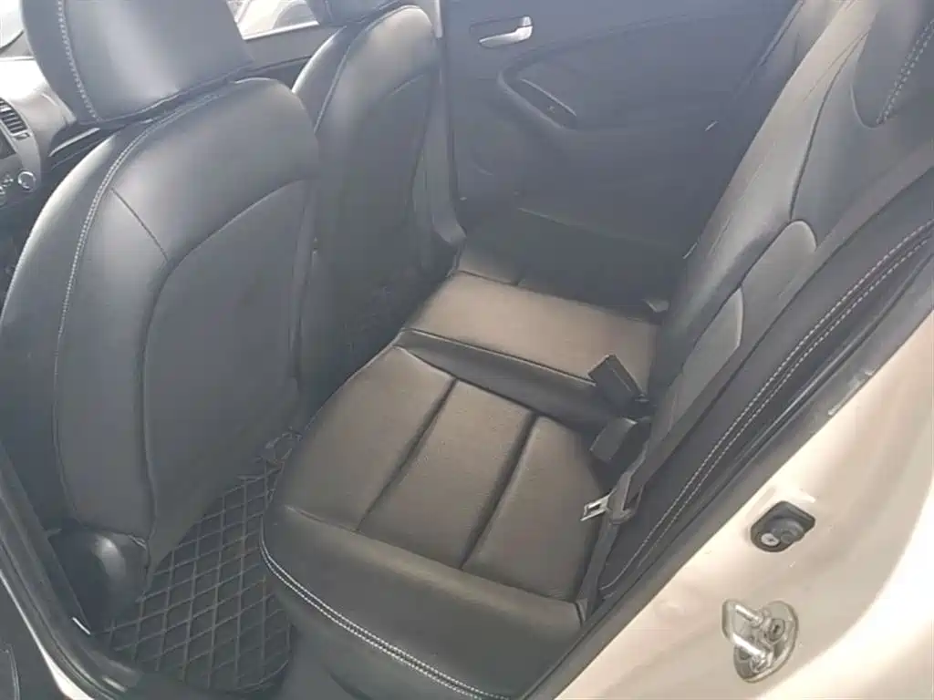 Kia K3 2017 1.6L Automatic 15th Anniversary Special GLS фото 17
