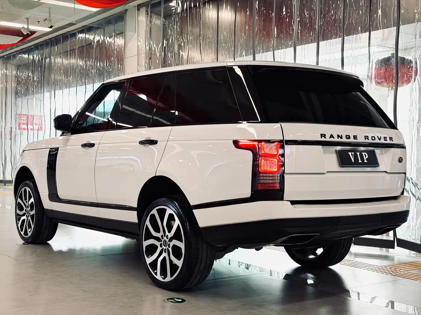 Land Rover Range Rover 2014 3.0 SC V6 Vogue SE фото 15
