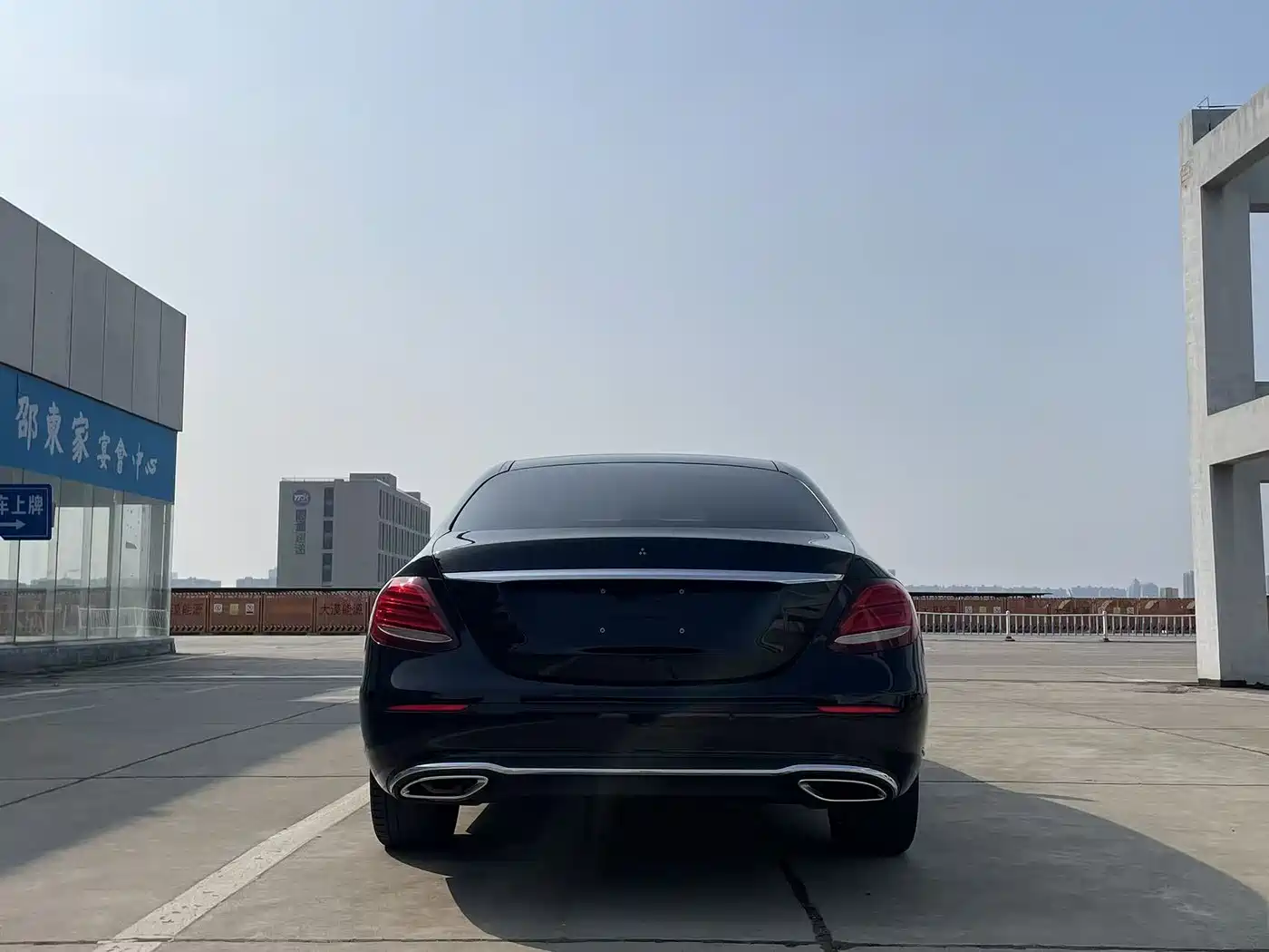 Mercedes-Benz E-Class 2017 E 300 L Luxury фото 8