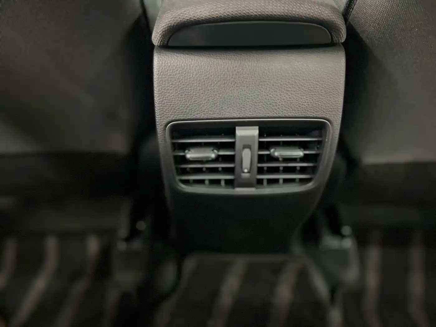 Toyota Corolla Cross 2024 2.0L Elite Edition фото 16