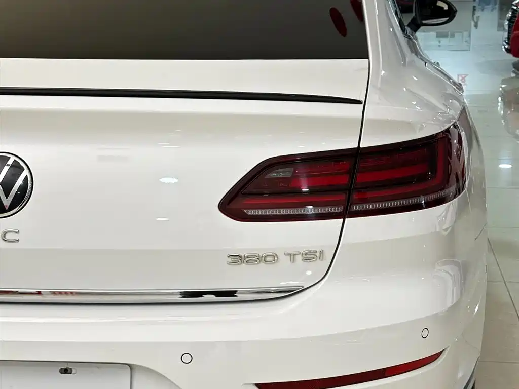 Volkswagen FAW-Volkswagen CC 2021 380TSI Eye-catching Edition фото 16
