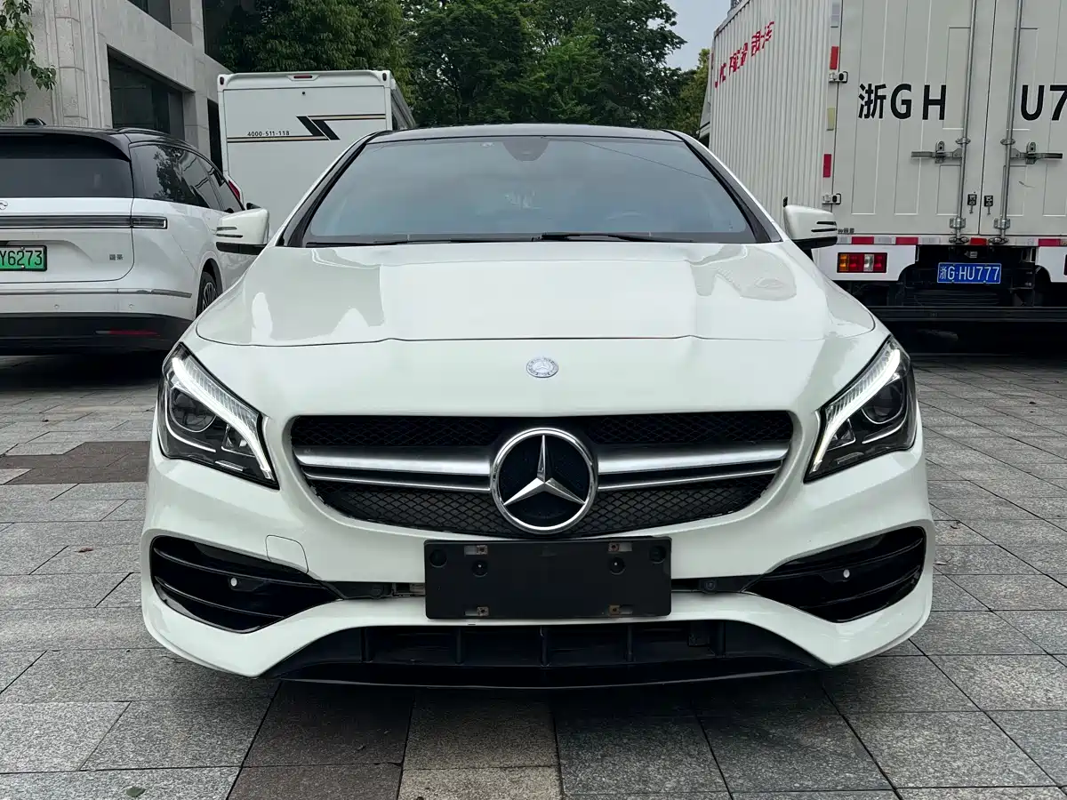 Mercedes-Benz CLA (Import) 2015 CLA 200 фото 2