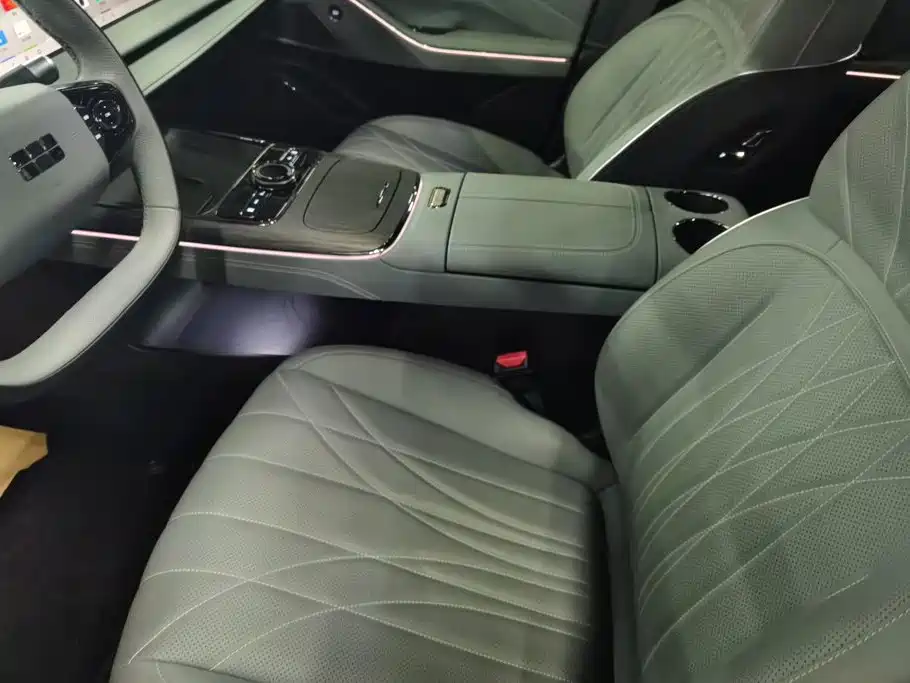 Geely Galaxy Galaxy E8 2025 2025 700km Long Voyage Smart Drive Edition
