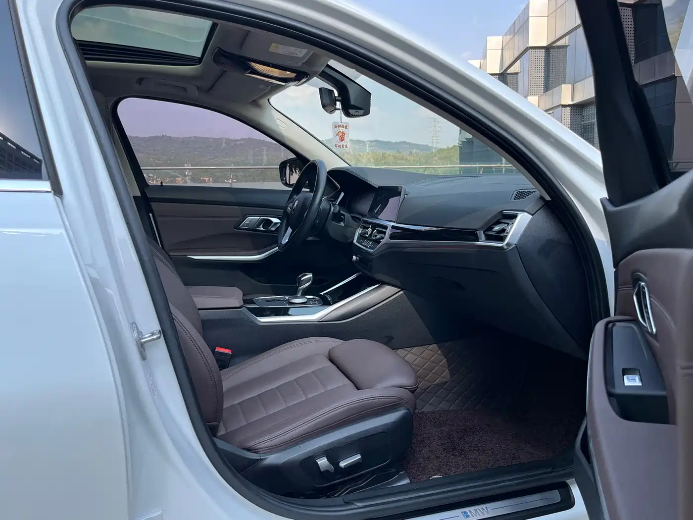 BMW 3 Series 2020 Facelift 325Li Launch Edition фото 19