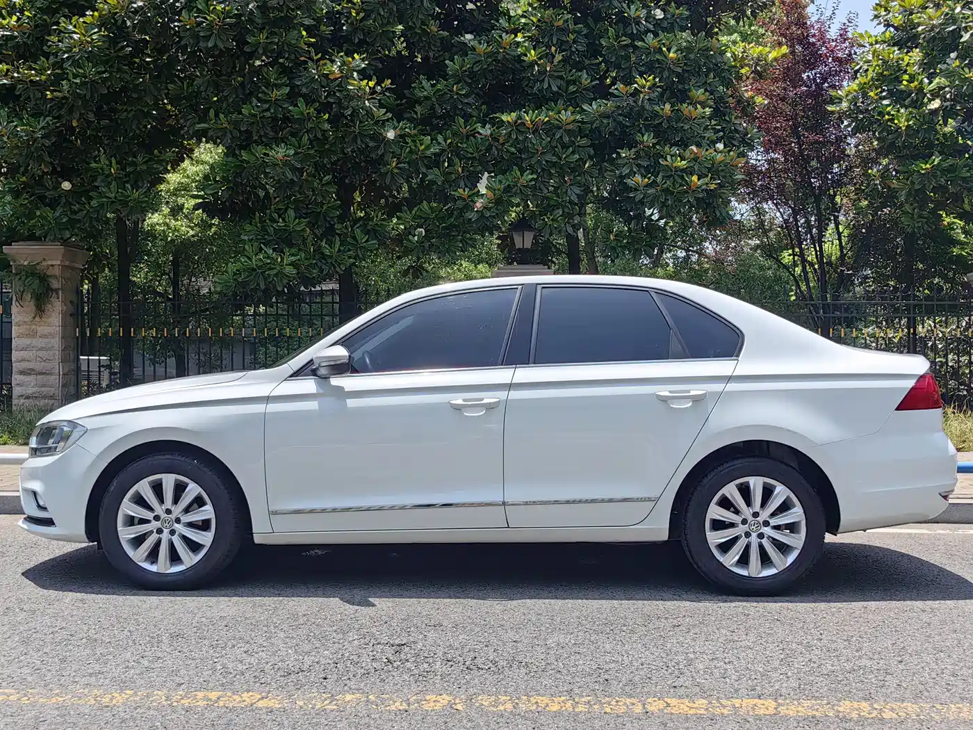 Volkswagen Bora 2016 Model 1.6L Automatic Comfort фото 8
