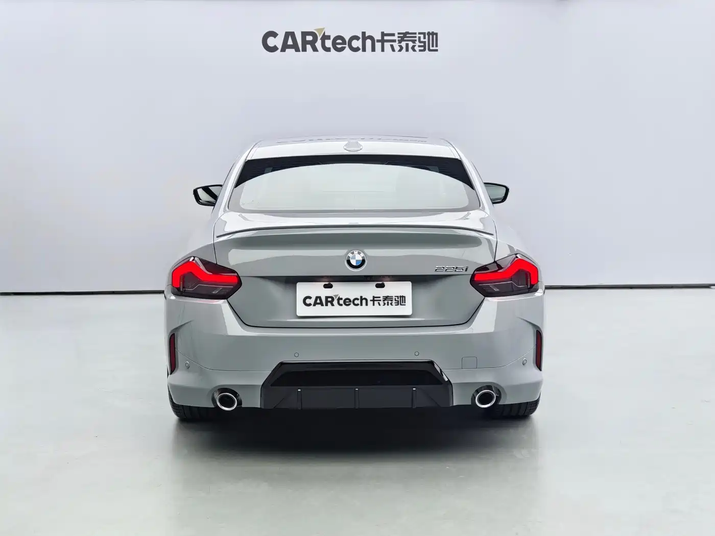 BMW 2 Series (Import) 2025 225i M Sport Shadowline Package фото 5