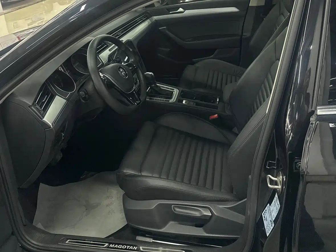 Volkswagen Magotan 2018 280TSI DSG Comfort фото 9