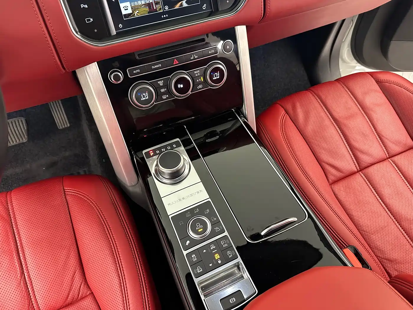Land Rover Range Rover 2015 3.0 TDV6 Vogue фото 21
