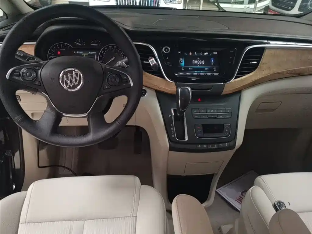 Buick GL8 2017 ES 28T Comfort Type China V фото 10