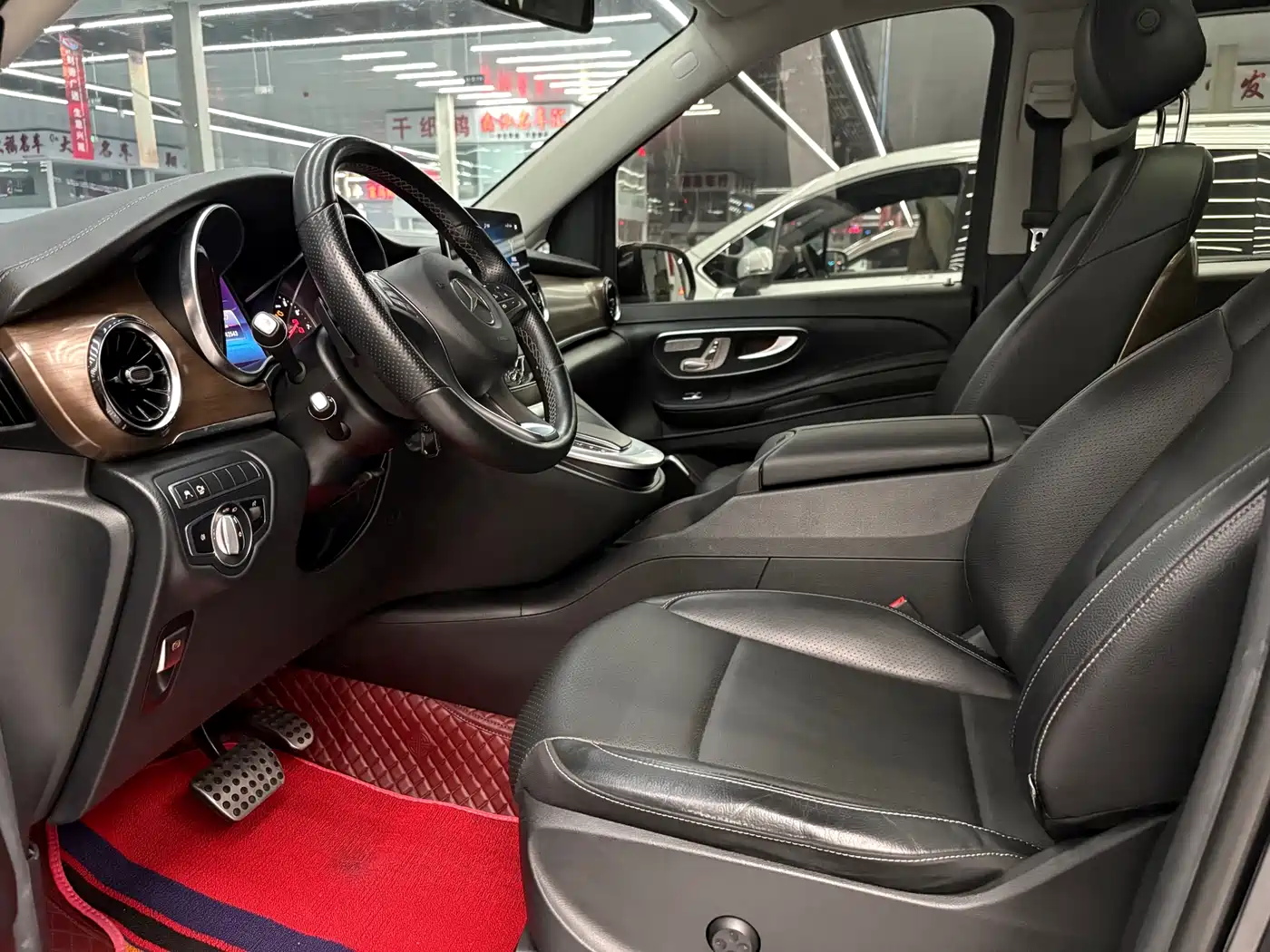 Mercedes-Benz V-Class 2021 V 260 Premium Edition фото 5