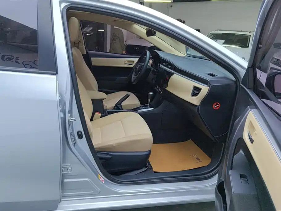 Toyota Levin 2014 1.6G CVT Elite Edition фото 8