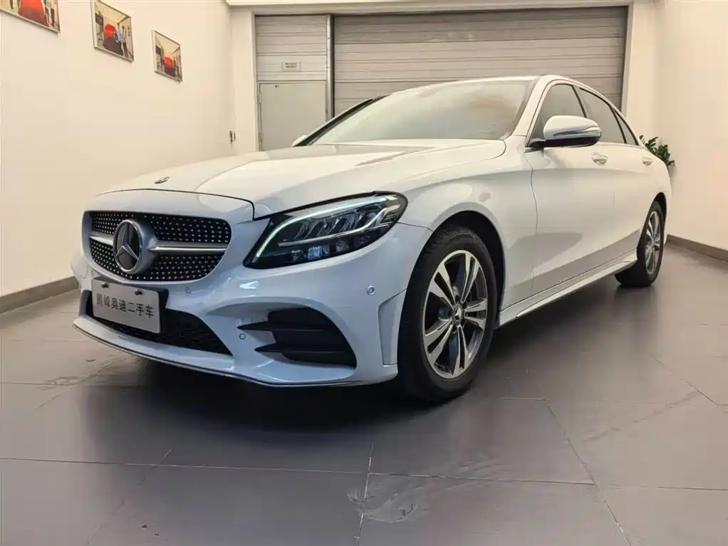 Mercedes-Benz C-Class 2019 C 180 L Dynamic Sport Edition