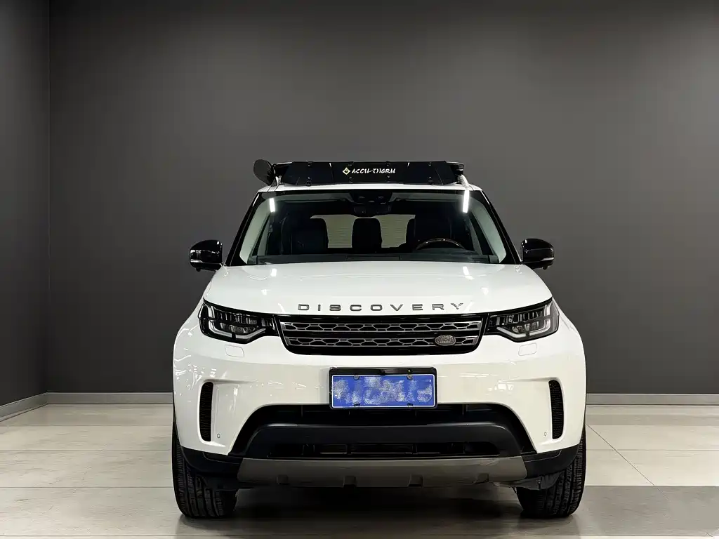 Land Rover Discovery 2018 2.0T SE фото 2
