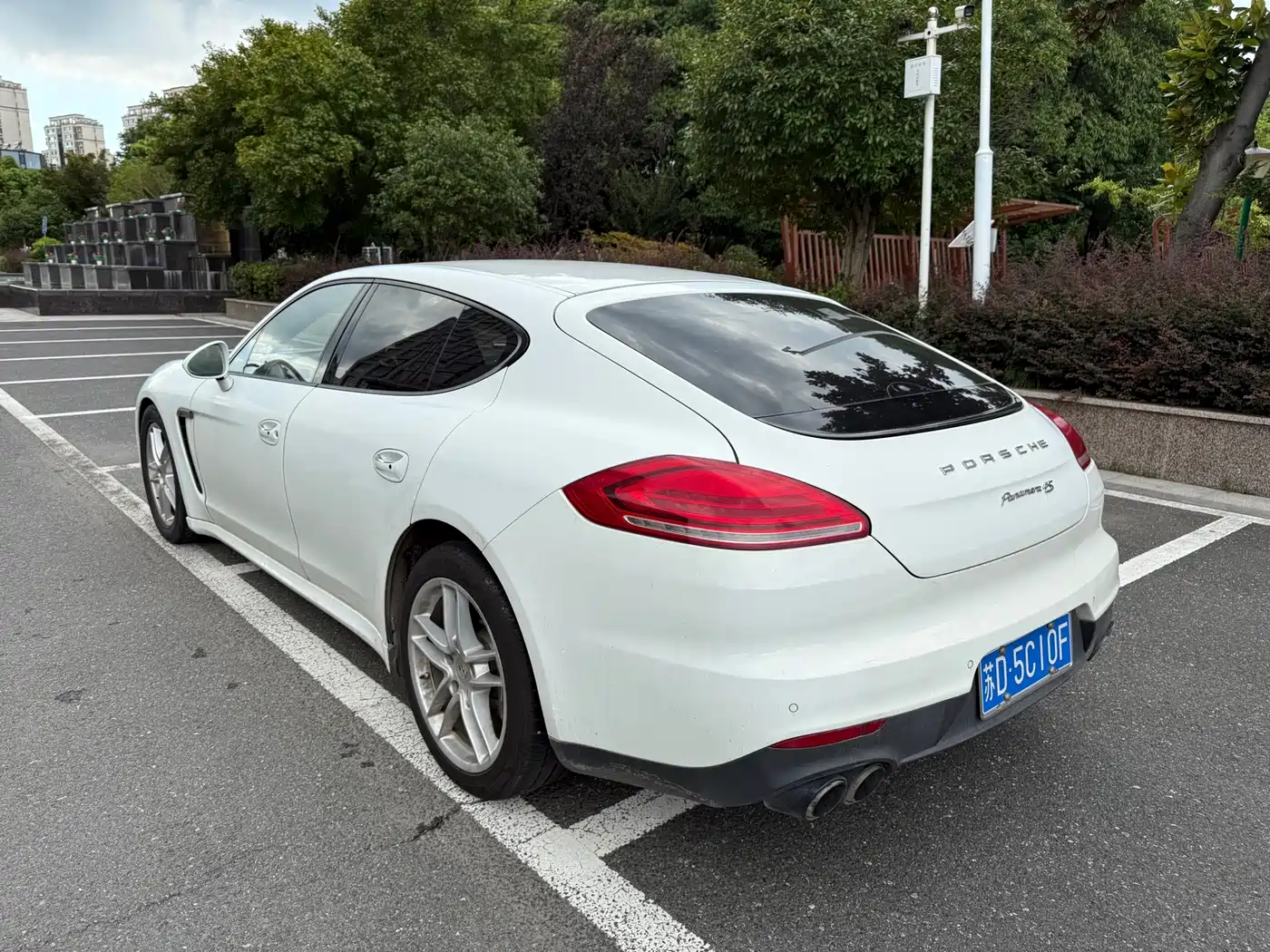 Фото 4 - Porsche Panamera