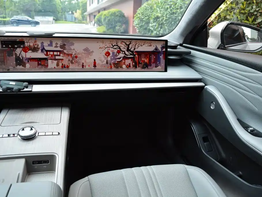 Geely Galaxy Galaxy E8 2025 2024 550km RWD MAX