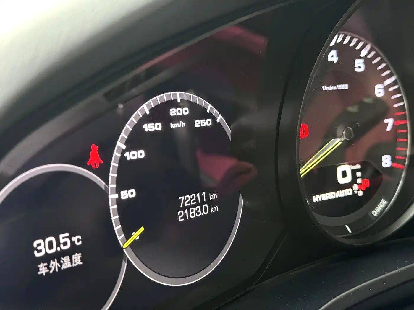 Porsche Cayenne New Energy 2019 Cayenne E-Hybrid 2.0T фото 12