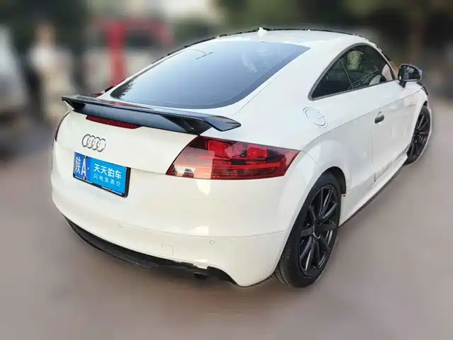 Audi TT 2013 TT Coupe 45 TFSI — фото 2