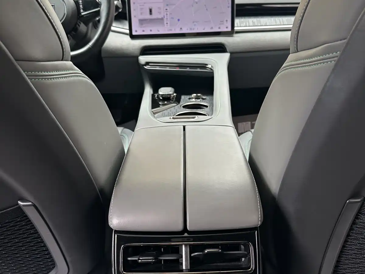 ZEEKR EXTREME KRYPTON 001