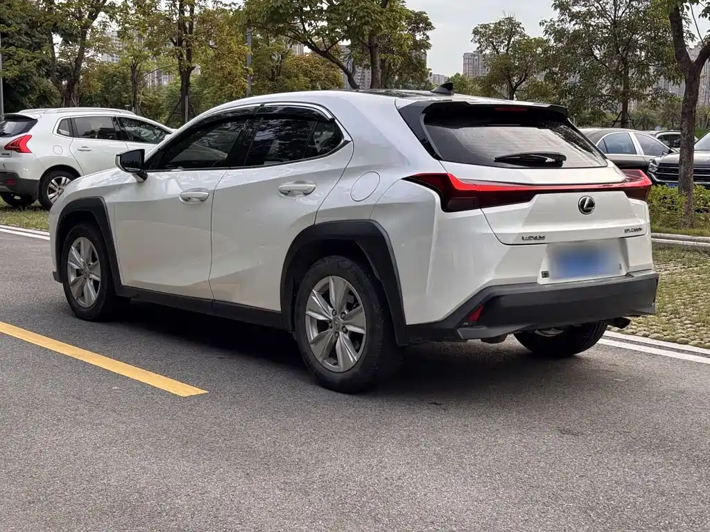 2022 Lexus UX