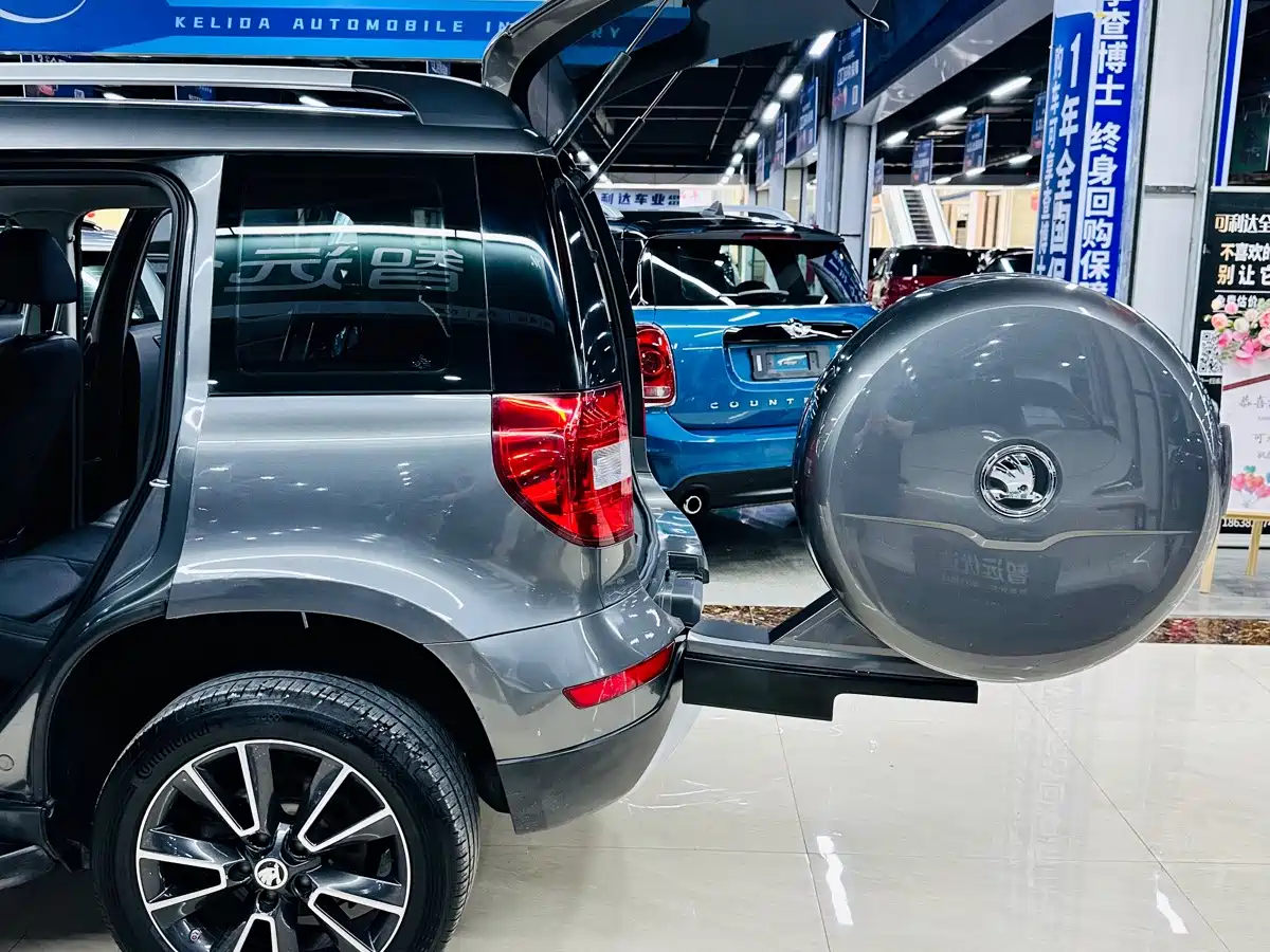 Škoda Yeti 2014 2014 1.8TSI DSG Off-Road Edition