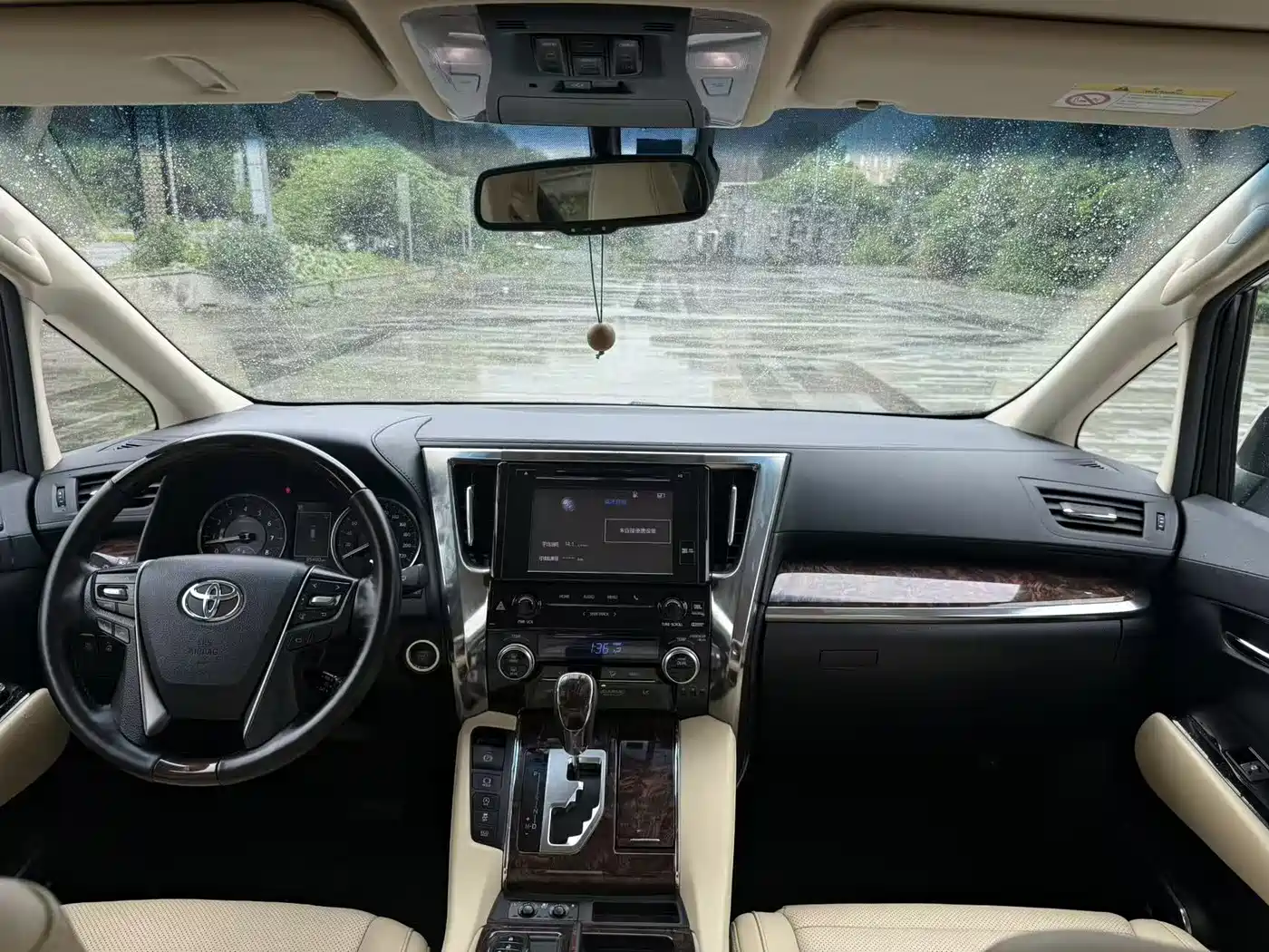 Toyota Alphard 2018 Facelift 3.5L Luxury Edition фото 11