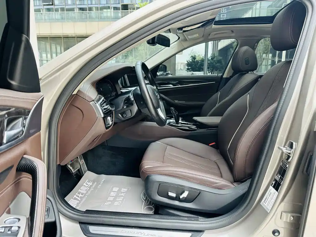 BMW 5 Series, миниатюра 11