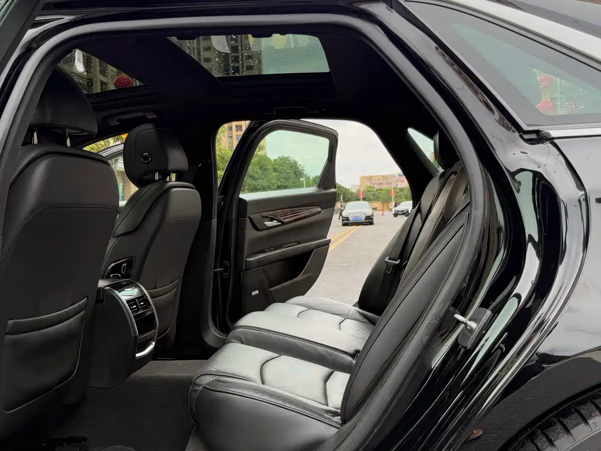 Cadillac CT6 2019 28T Luxury Model фото 18