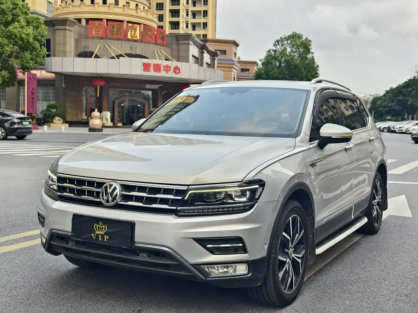 Volkswagen Tiguan L 2017 380TSI Automatic 4WD Flagship Edition