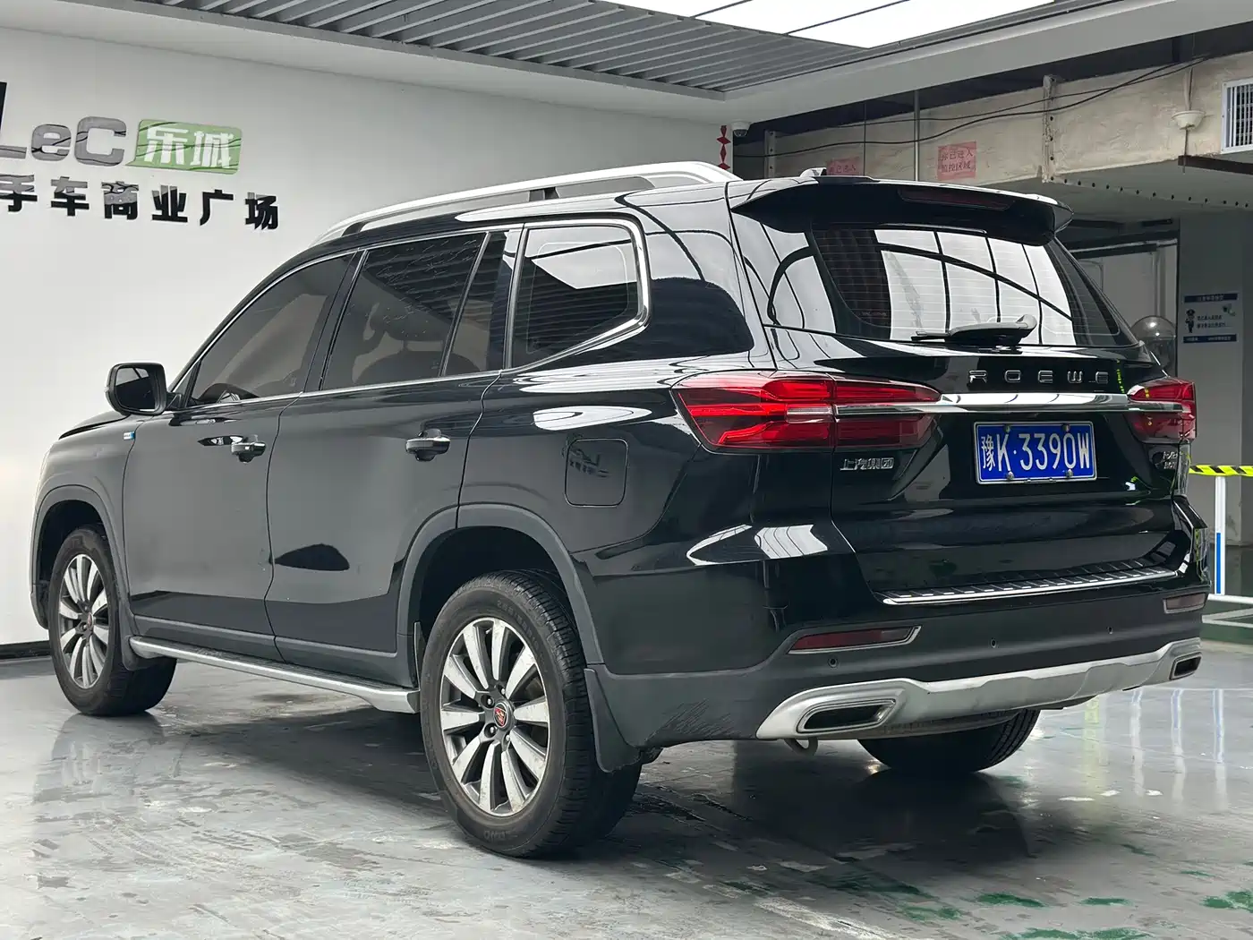 Roewe RX8 2018 2018 30T Internet-connected 2WD Ultimate Edition