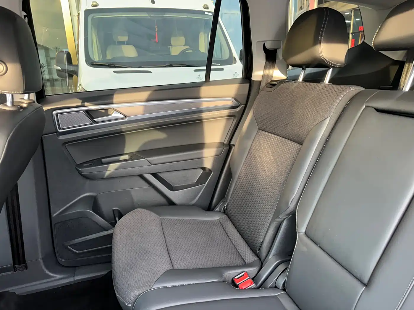 Volkswagen Teramont 2019 380TSI 4WD Comfort China VI фото 10