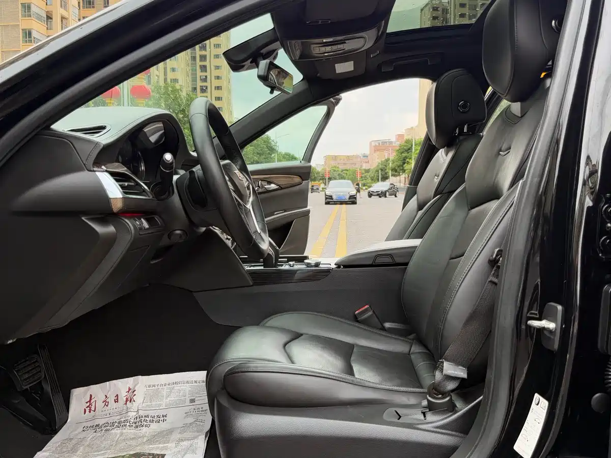 Cadillac CT6 2019 28T Luxury Model фото 13