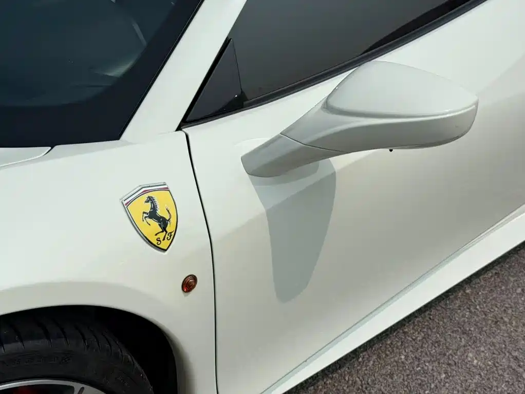 Ferrari 458 2015 2013 4.5L Spider