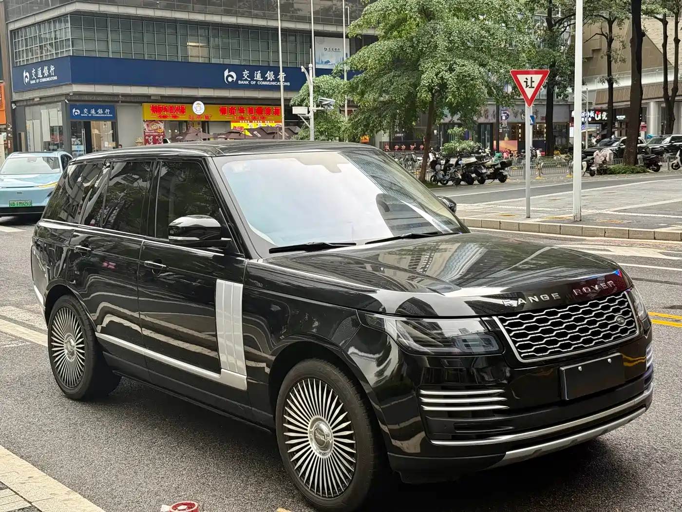 Land Rover Range Rover фото 3