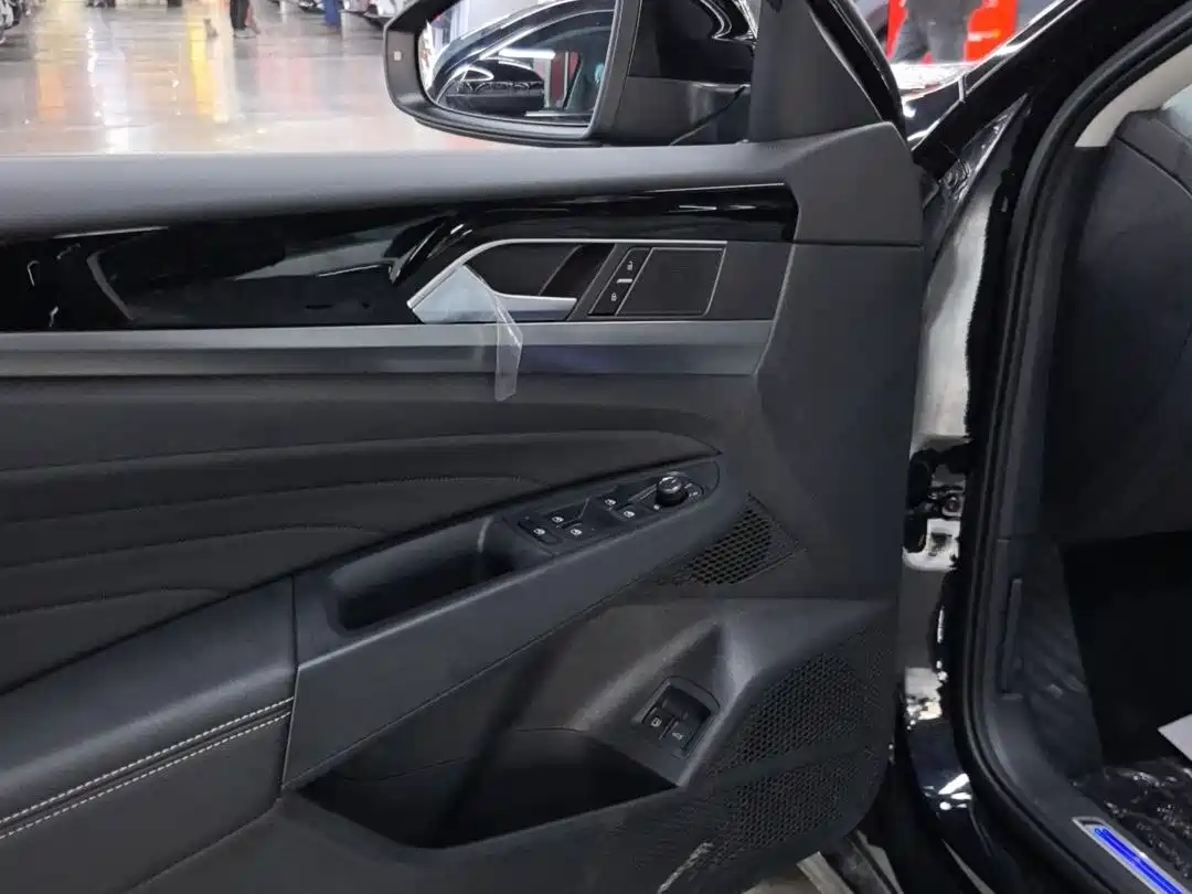 VOLKSWAGEN PASSAT NEW ENERGY