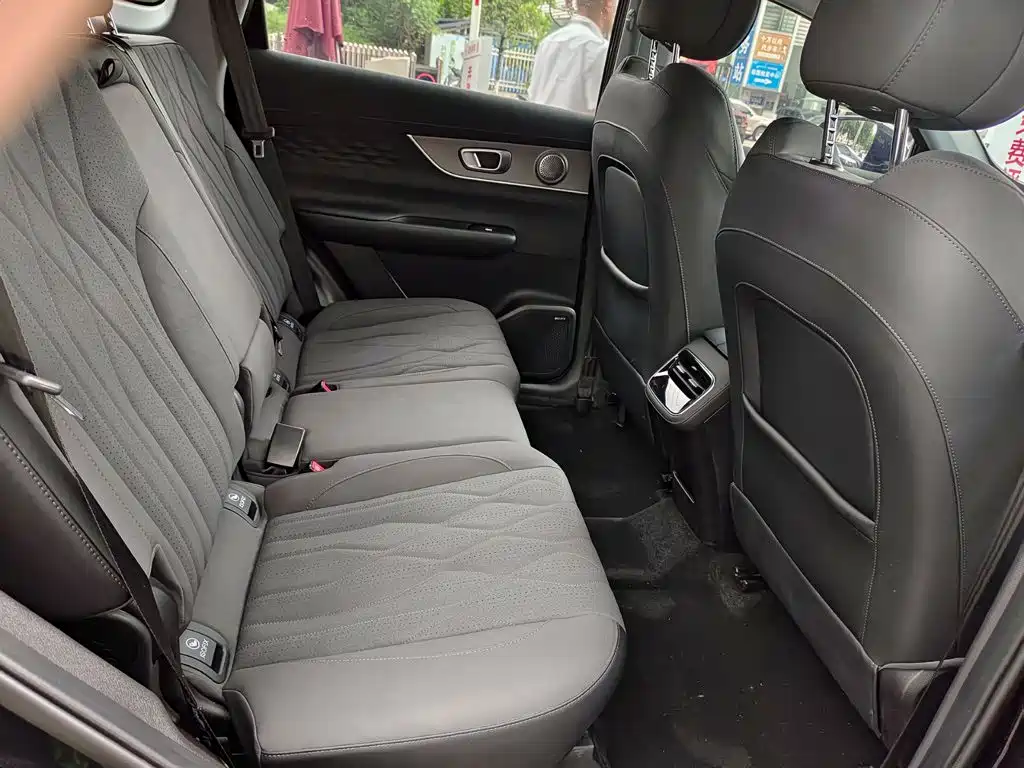 Chery Tiggo 8 PLUS 2025 2025 Model 290TGDI DCT Luxury 7-Seater