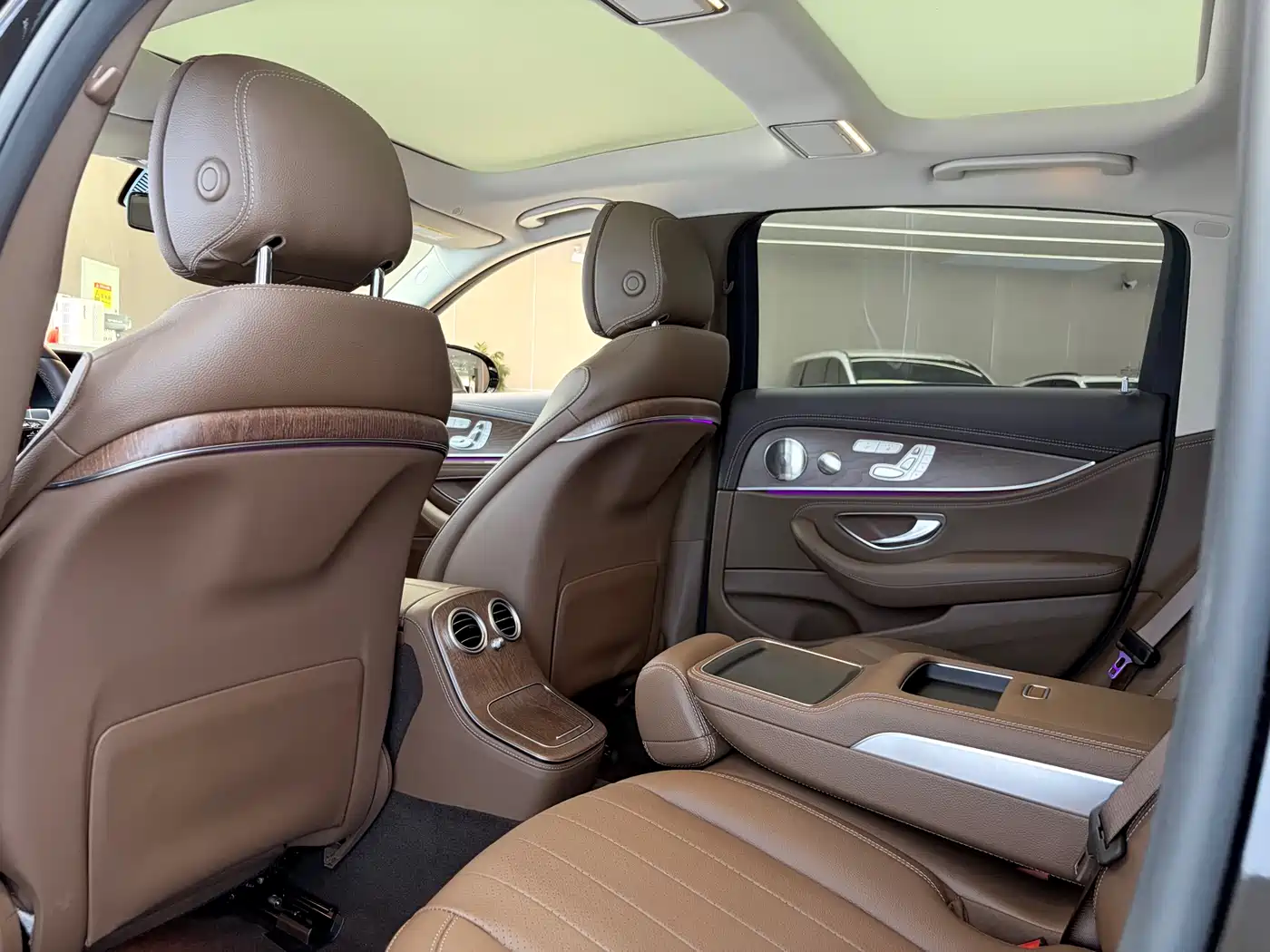 Mercedes-Benz E-Class 2022 Facelift III E 300 L Luxury фото 19