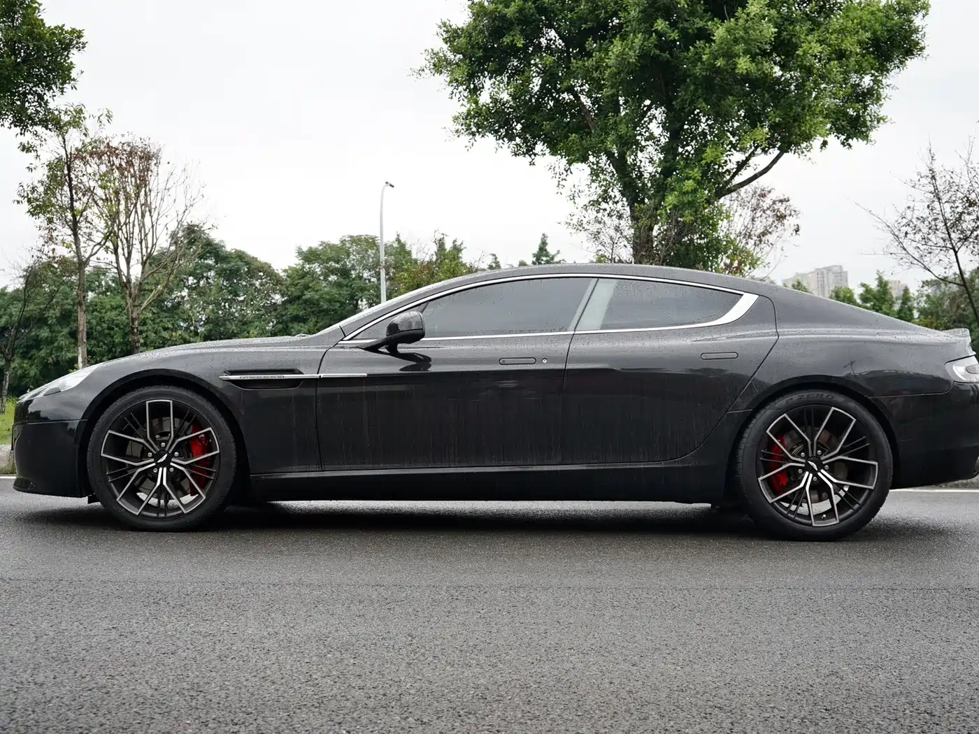 Aston Martin Rapide 2014 2013 6.0L S
