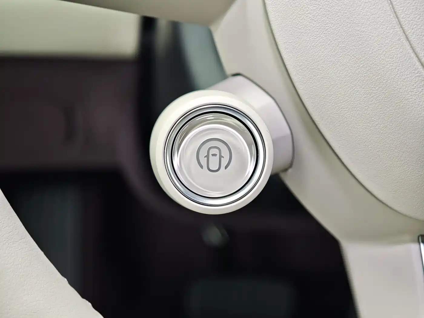 Xiaomi Auto Xiaomi YU7 2025 Extended Range RWD Edition фото 17