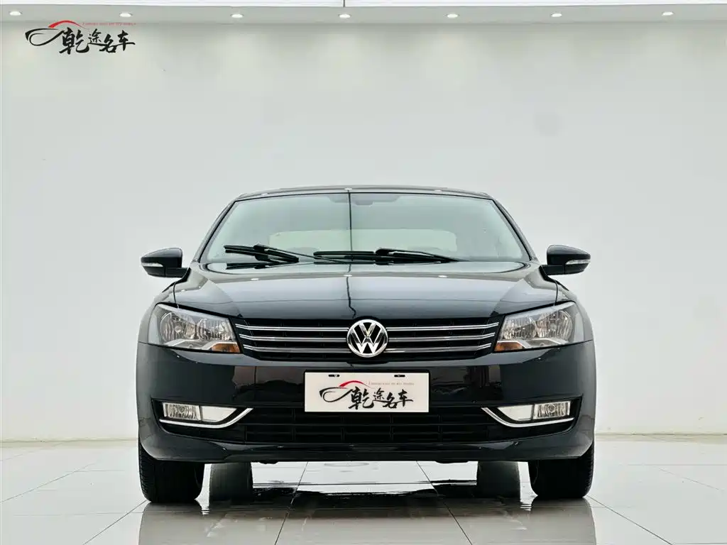Volkswagen Passat 2015 1.8TSI Automatic Prestige Edition фото 2
