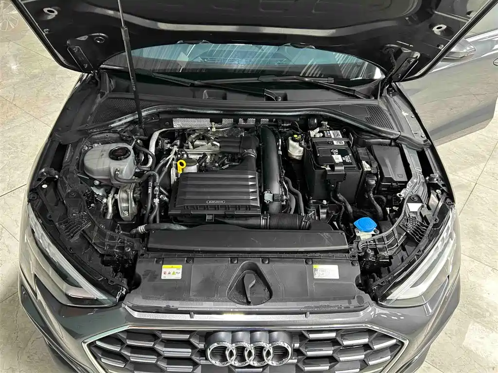 Audi A3 2023 Facelift Sportback 35 TFSI Fashion Sport фото 21