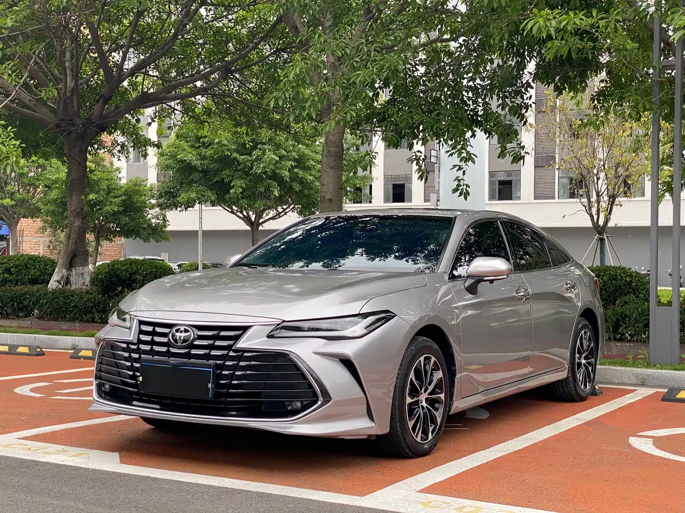 Toyota Avalon 2023 2.0L Luxury Edition