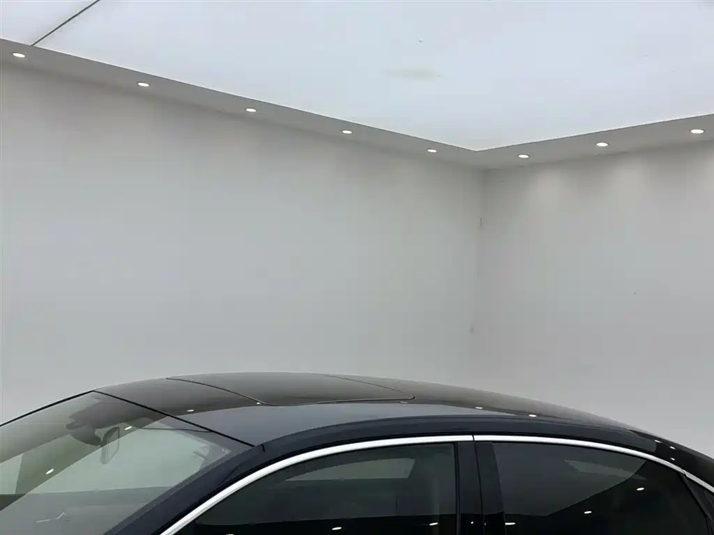 Volkswagen Passat 2015 1.8TSI Automatic Prestige Edition фото 23
